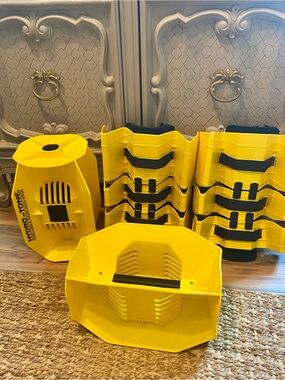 Hydro-Tone Set of Boots & Dumbbells Yellow Aquatic Fitness Exercise Theraquatics